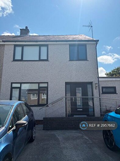 3 Bedroom Semi Detached House To Rent In Rhos Estate, Caernarfon, LL55