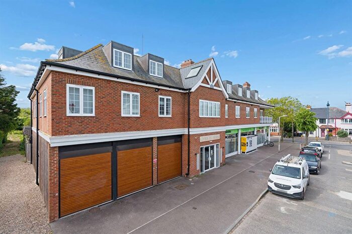 1 Bedroom Flat For Sale In Wheatley Road, Whitstable, CT5