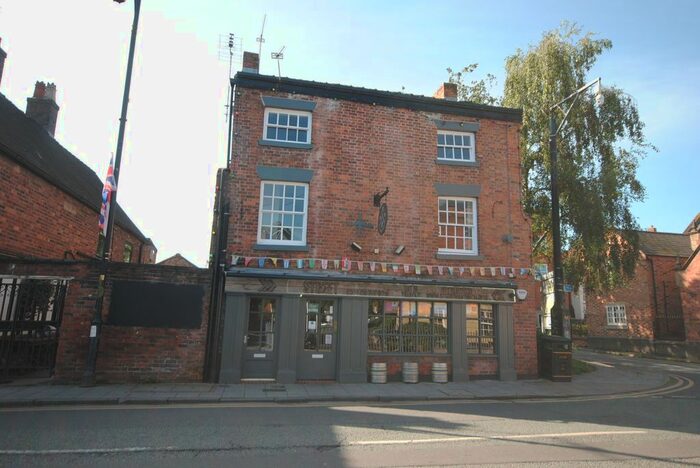 3 Bedroom Flat To Rent In Welsh Row, Nantwich, Cheshire, CW5