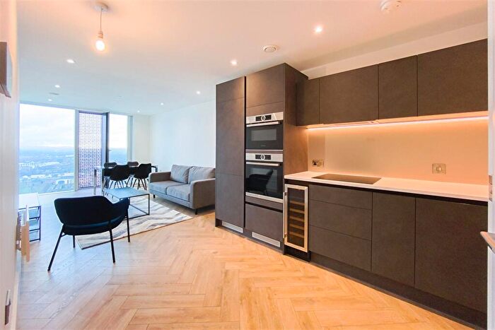 1 Bedroom Property To Rent In Elizabeth Tower, M15