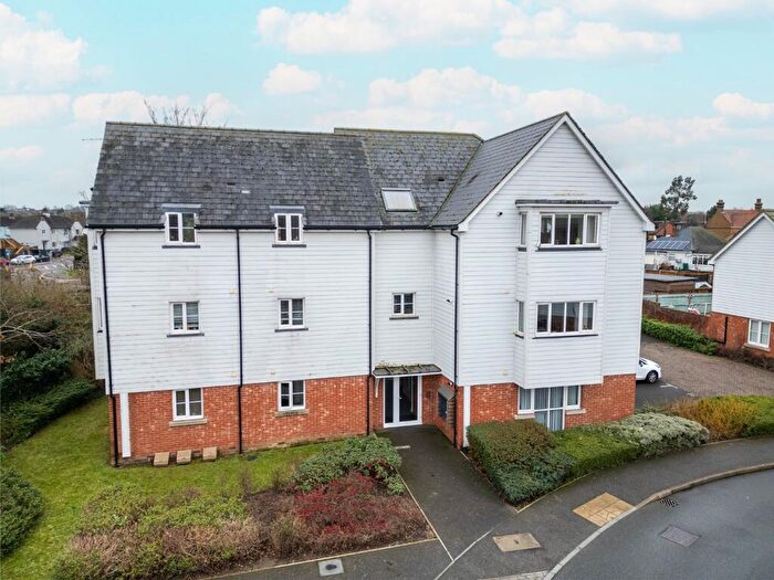 1 Bedroom Apartment For Sale In Eglington Drive, Wainscott, Rochester, Kent, ME3