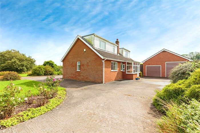5 Bedroom Detached House For Sale In Brays Road, Moss Side, Lytham St. Annes, Lancashire, FY8