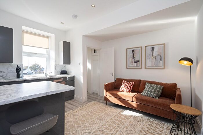 1 Bedroom Flat To Rent In Clepington Road, Dundee, DD3