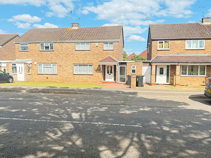 3 Bedroom Semi-Detached House For Sale In Whaddon Way, Bletchley, Milton Keynes, MK3