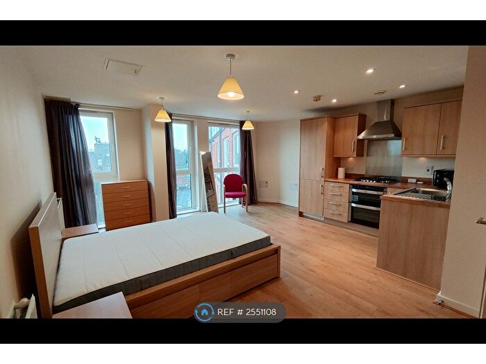 Studio To Rent In Northolt Road, South Harrow, HA2