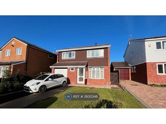 4 Bedroom Detached House To Rent In Bradley Croft, Balsall Common, Coventry, CV7