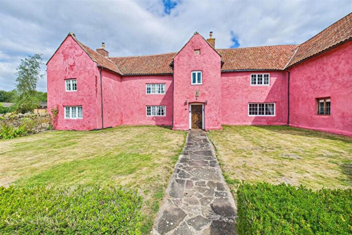 3 Bedroom House For Sale In Character-filled Listed Home In Clevedon, BS21