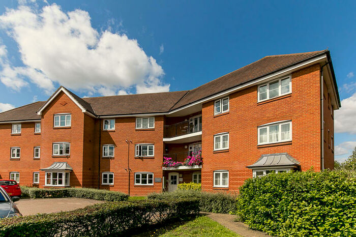 2 Bedroom Apartment To Rent In Tylehurst Drive, Tylehurst Drive, Redhill, Surrey, RH1