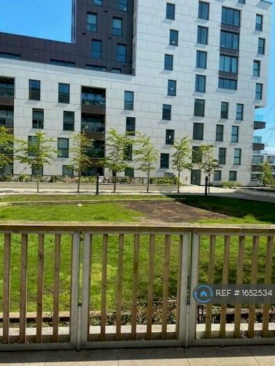 2 Bedroom Flat To Rent In Dara House, London, NW9