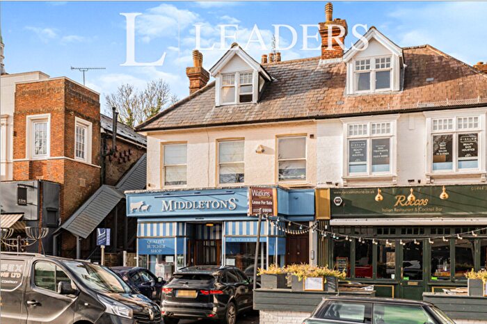 2 Bedroom Flat To Rent In The Broadway, Haywards Heath, RH16