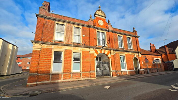 2 Bedroom Flat For Sale In Oddfellows Hall, Craven Road, Newbury, RG14