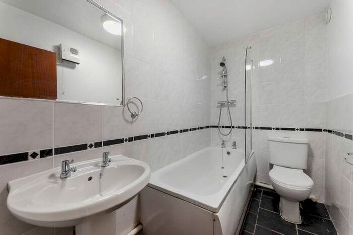 2 Bedroom Flat To Rent In Jasmine Grove, Anerley, London, SE20
