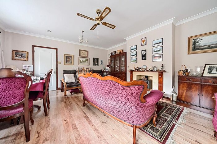 2 Bedroom Bungalow For Sale In Maidstone Road, Borden, Sittingbourne, Kent, ME9