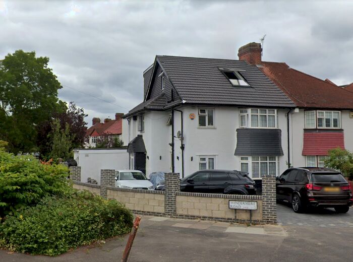 Studio To Rent In Windermere Road, Norbury, London, SW16