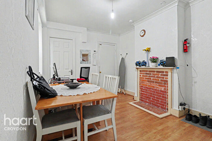 2 Bedroom Terraced House To Rent In Bensham Lane, Thornton Heath, CR7