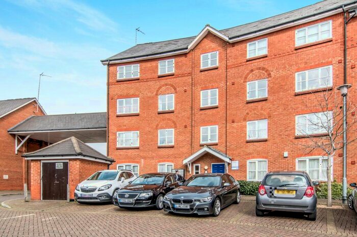 2 Bedroom Apartment To Rent In Crown Quay, Prebend Street, Bedford, MK40