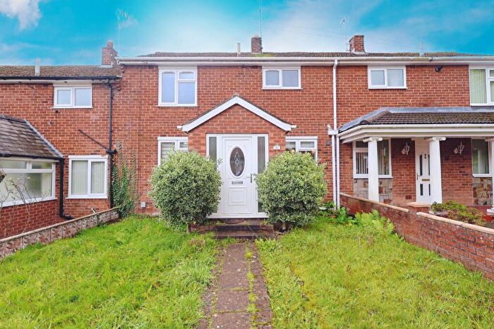 3 Bedroom Terraced House For Sale In Aran Road, Wrexham, LL12