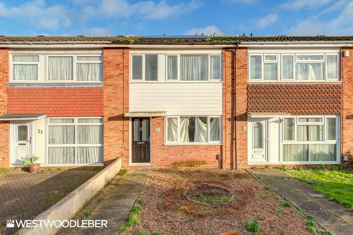 3 Bedroom Terraced House To Rent In Nursery Road, Hoddesdon, EN11