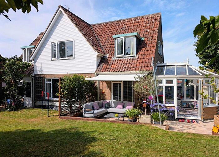 4 Bedroom Detached House For Sale In Firwood Drive, Tuffley, Gloucester, GL4