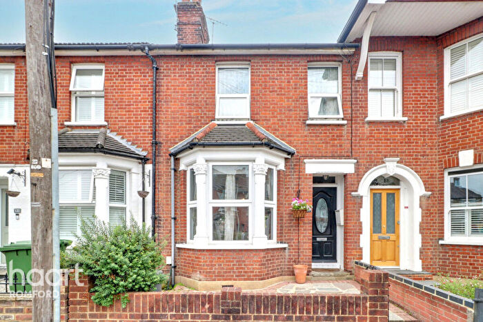 3 Bedroom Terraced House For Sale In Clydesdale Road, Hornchurch, RM11
