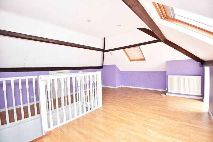 4 Bedroom Semi-Detached House For Sale In St Leonard's Road, Harrogate, HG2