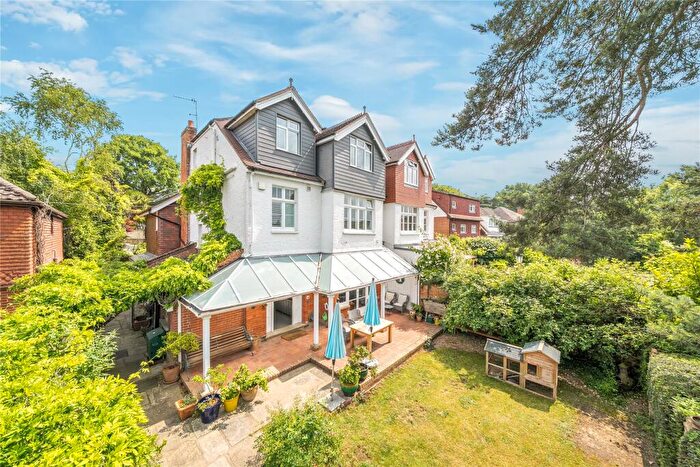6 Bedroom Semi-Detached House For Sale In Leafy Grove, Keston, BR2