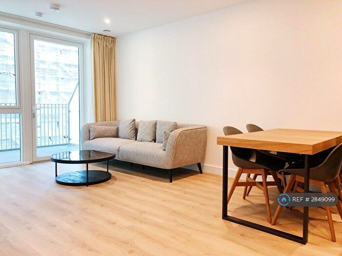 2 Bedroom Flat To Rent In Beresford Avenue, London, HA0