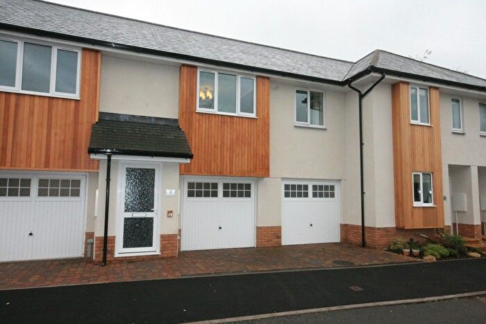 1 Bedroom Flat To Rent In Denbury Mews, TQ12