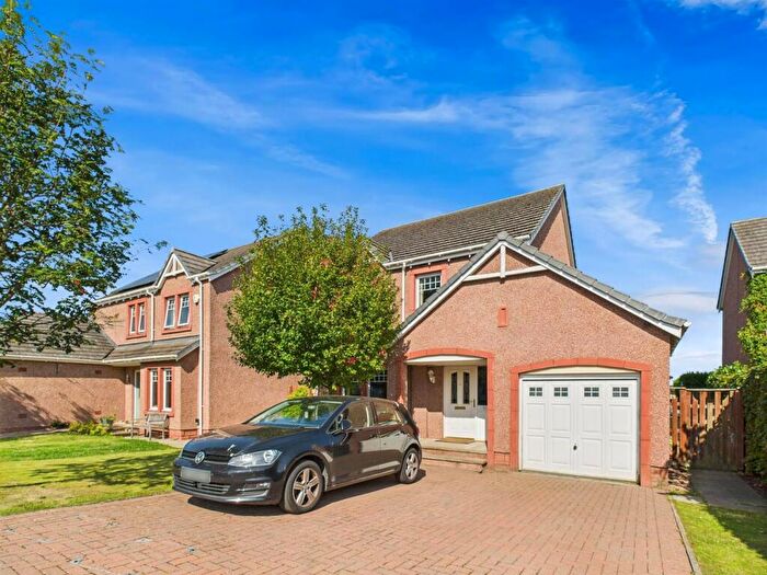 4 Bedroom Detached House For Sale In Orchard Way, Inchture, PH14