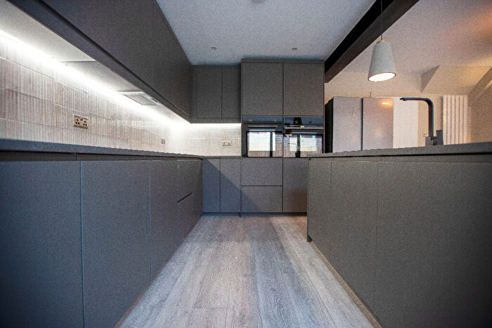 7 Bedroom Semi-Detached House To Rent In Ladybarn Lane, Manchester, Greater Manchester, M14