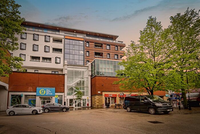 2 Bedroom Flat To Rent In , Great Western Street, Aylesbury, HP20