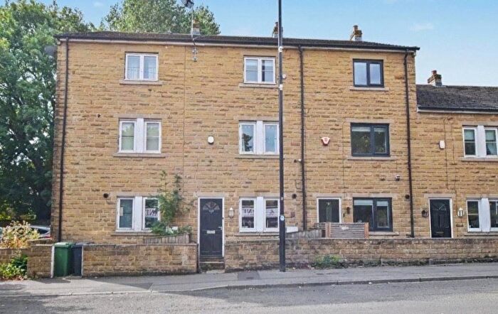 4 Bedroom Terraced House For Sale In Town Street, Armley, Leeds, West Yorkshire, LS12