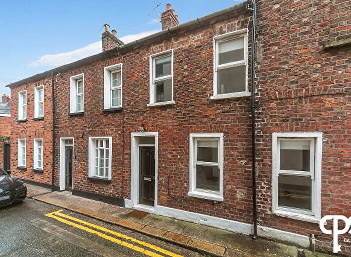 3 Bedroom Terrace House For Sale In College Place North, Belfast, BT1