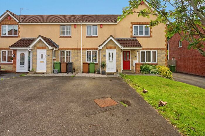 2 Bedroom Terraced House For Sale In Bridle Close, Plymouth, PL7