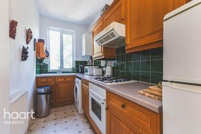 1 Bedroom Flat For Sale In Overhill Road, London, SE22
