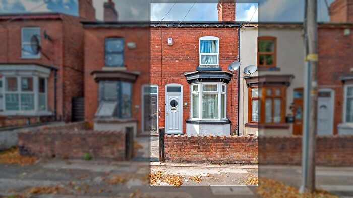 3 Bedroom Terraced House For Sale In Manor Road, Walsall, WS2
