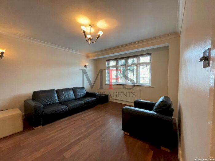 3 Bedroom Terraced House To Rent In Chinnor Crescent, Greenford, UB6