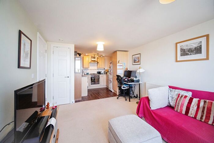 1 Bedroom Flat For Sale In Shetland Road, Basingstoke, RG24