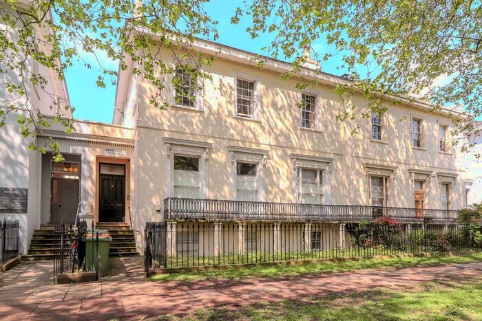 1 Bedroom Flat To Rent In Pittville Lawn, Cheltenham, GL52