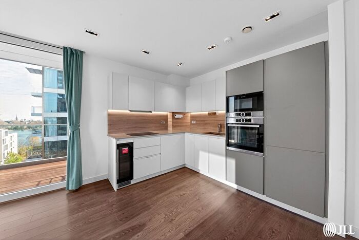 2 Bedroom Flat To Rent In Kingly Building, N4