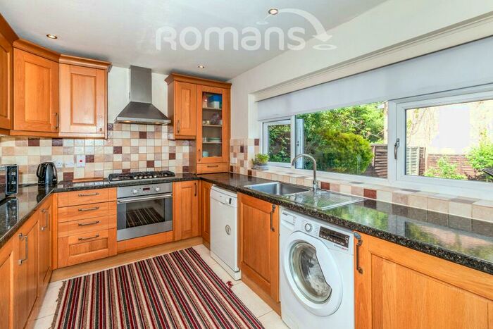 3 Bedroom Terraced House To Rent In The Pound, Burnham, SL1