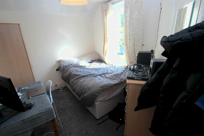 6 Bedroom Property To Rent In Southfield Road, Oxford, OX4
