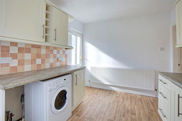 2 Bedroom Semi-Detached Bungalow For Sale In Low Lane, Morecambe, LA4