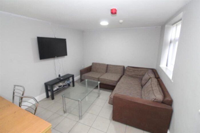 7 Bedroom House To Rent In Rhymney Street, Cathays, Cardiff, CF24