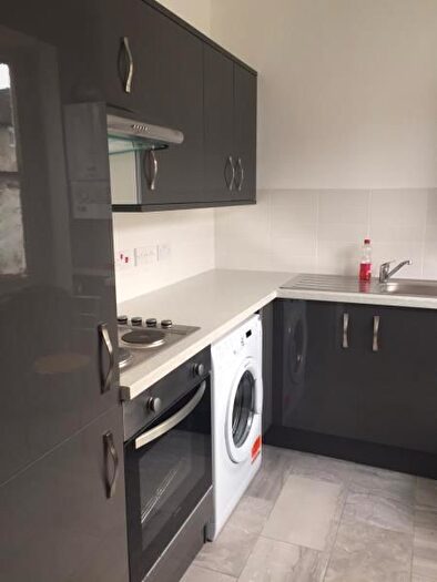 1 Bedroom Flat To Rent In Croyland Road, London, N9