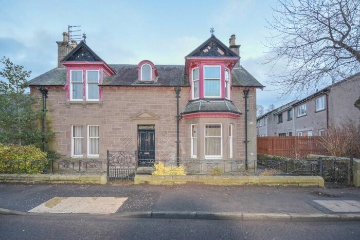 3 Bedroom Detached House To Rent In St James Road, Forfar, Angus, DD8