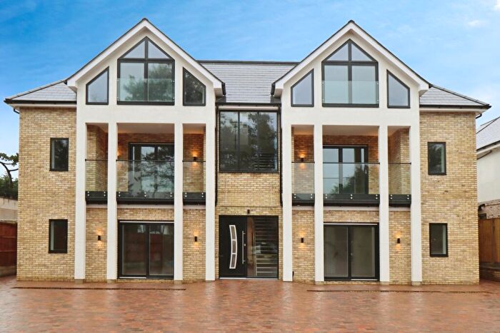 2 Bedroom Apartment To Rent In Bickley Park Road, Bickley, Bromley, BR1