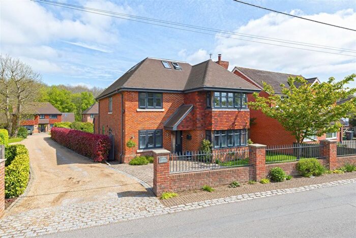 5 Bedroom Detached House For Sale In Teston Road, Offham, ME19