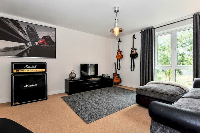 1 Bedroom Apartment To Rent In Maidenhead, Berkshire, SL6