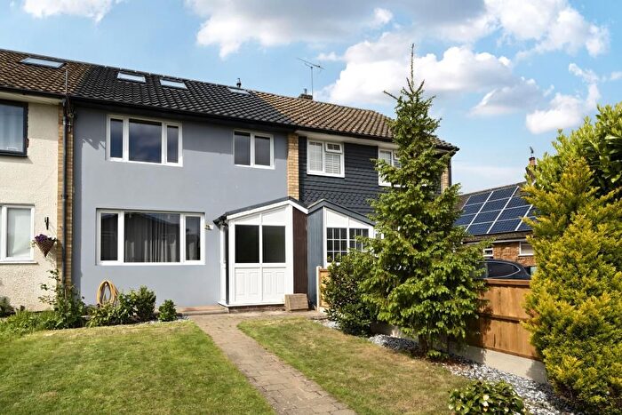 4 Bedroom Terraced House To Rent In Orchard Park, Holmer Green, HP15